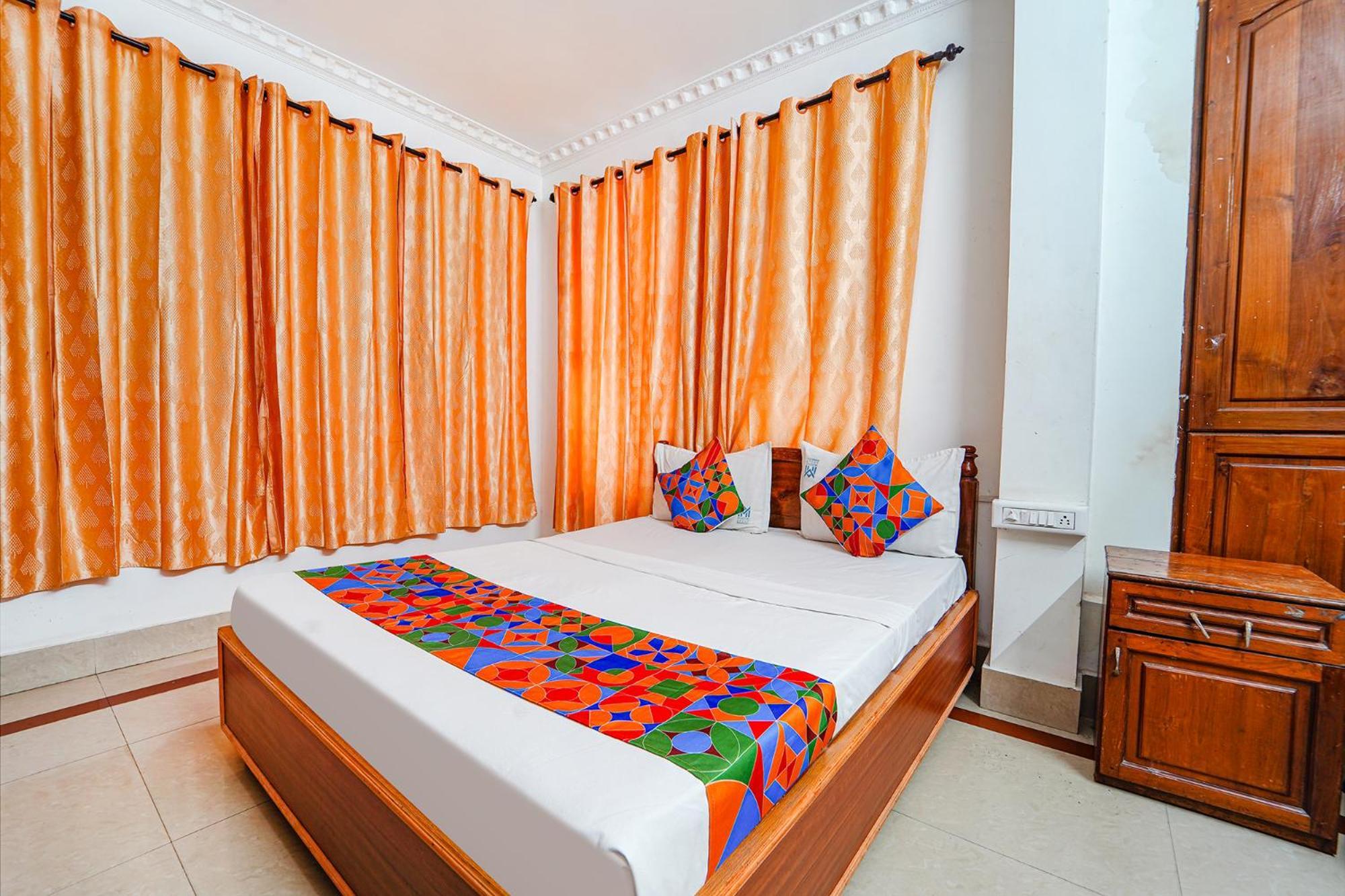 Fabexpress Majestic Inn Thiruvananthapuram Dış mekan fotoğraf