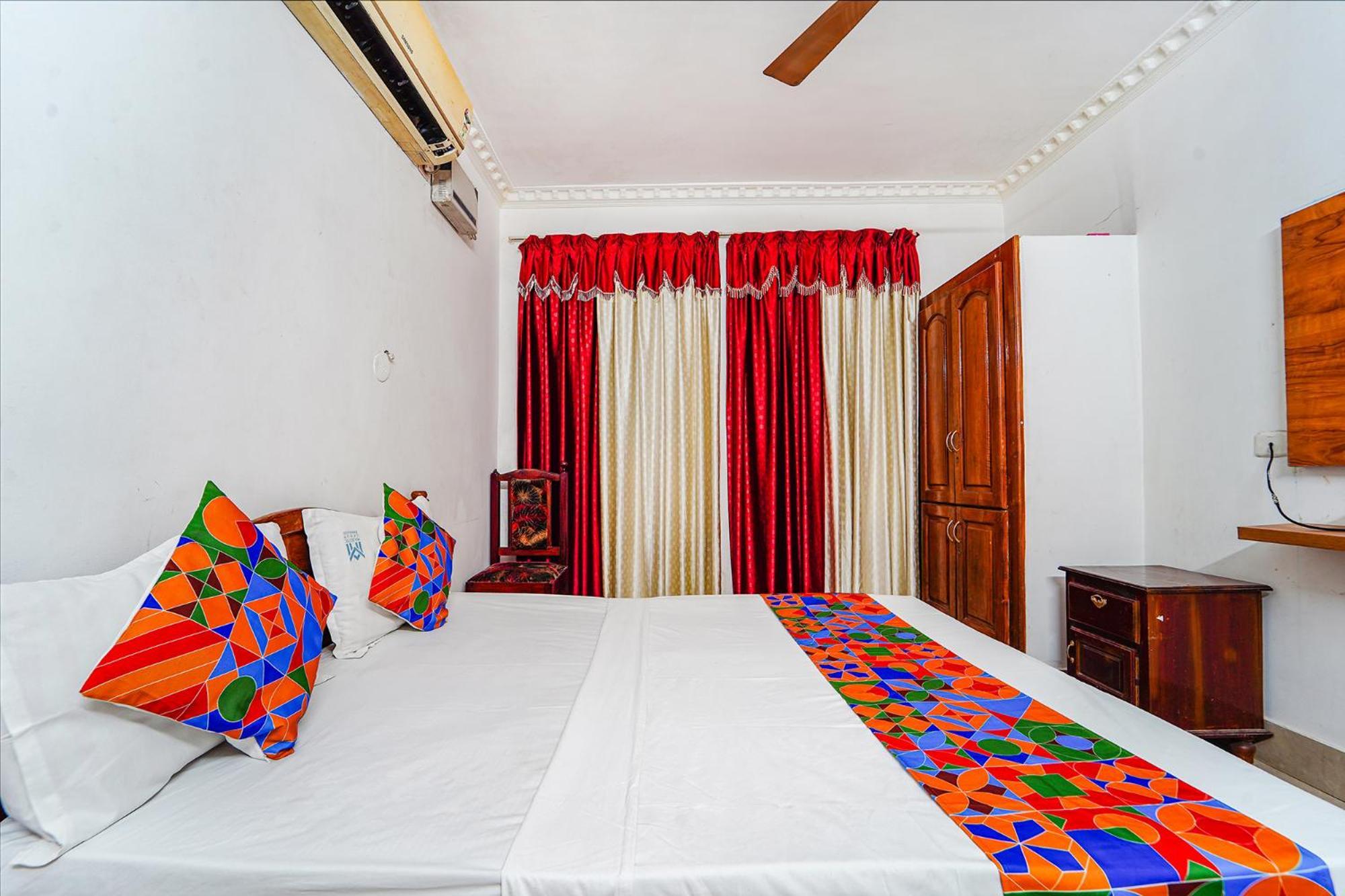Fabexpress Majestic Inn Thiruvananthapuram Dış mekan fotoğraf